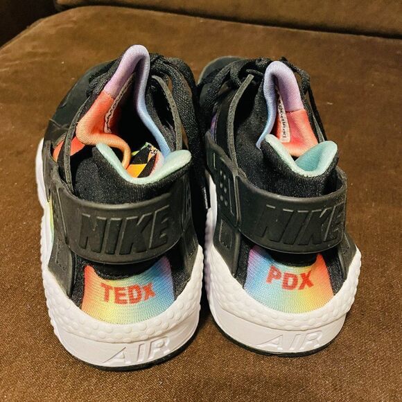 RARE LTD ED NIKE TedX PDX Promo Rainbow 🌈 PRIDE Mens 8  US Womens 9.5 US unisex - Picture 10 of 16